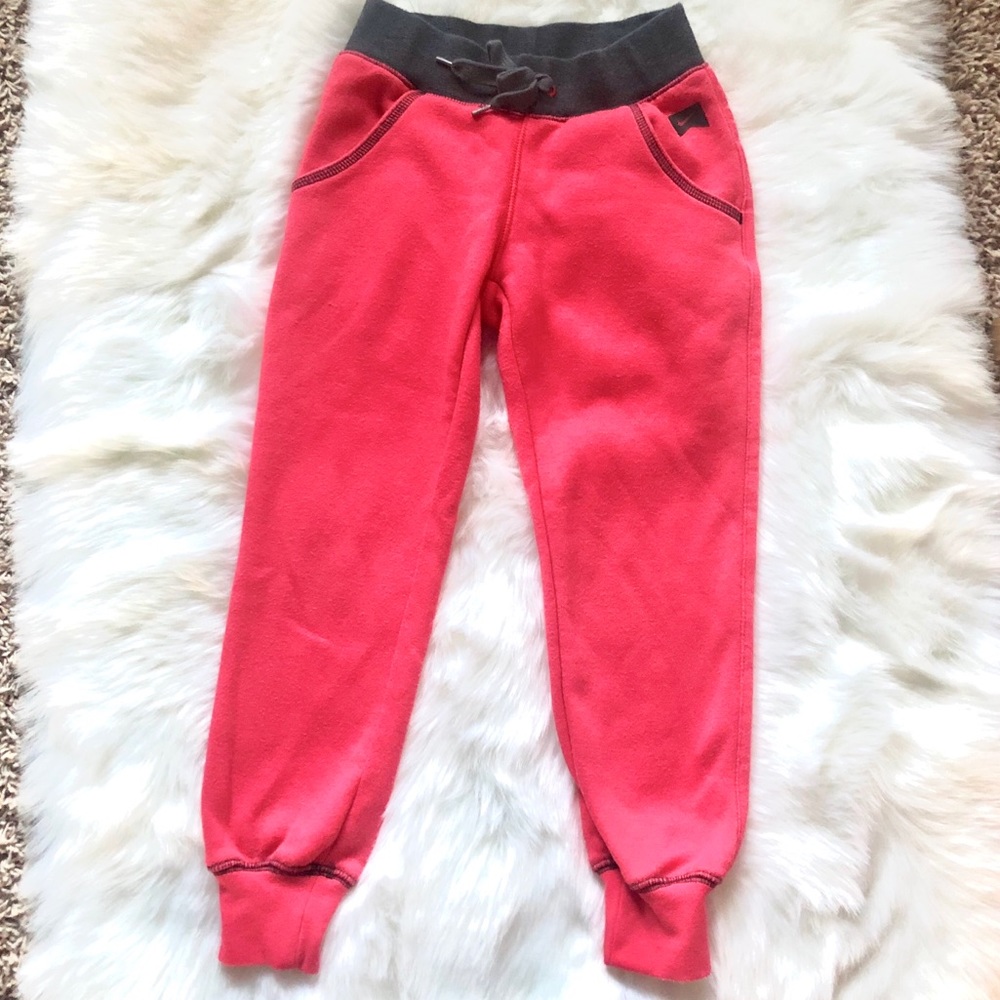 Nike big girls sweatpants joggers Sz 5 6 small